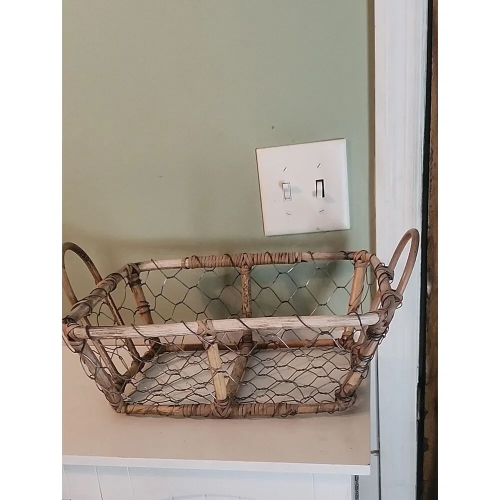 Rustic Chichen Wire Organizer Basket